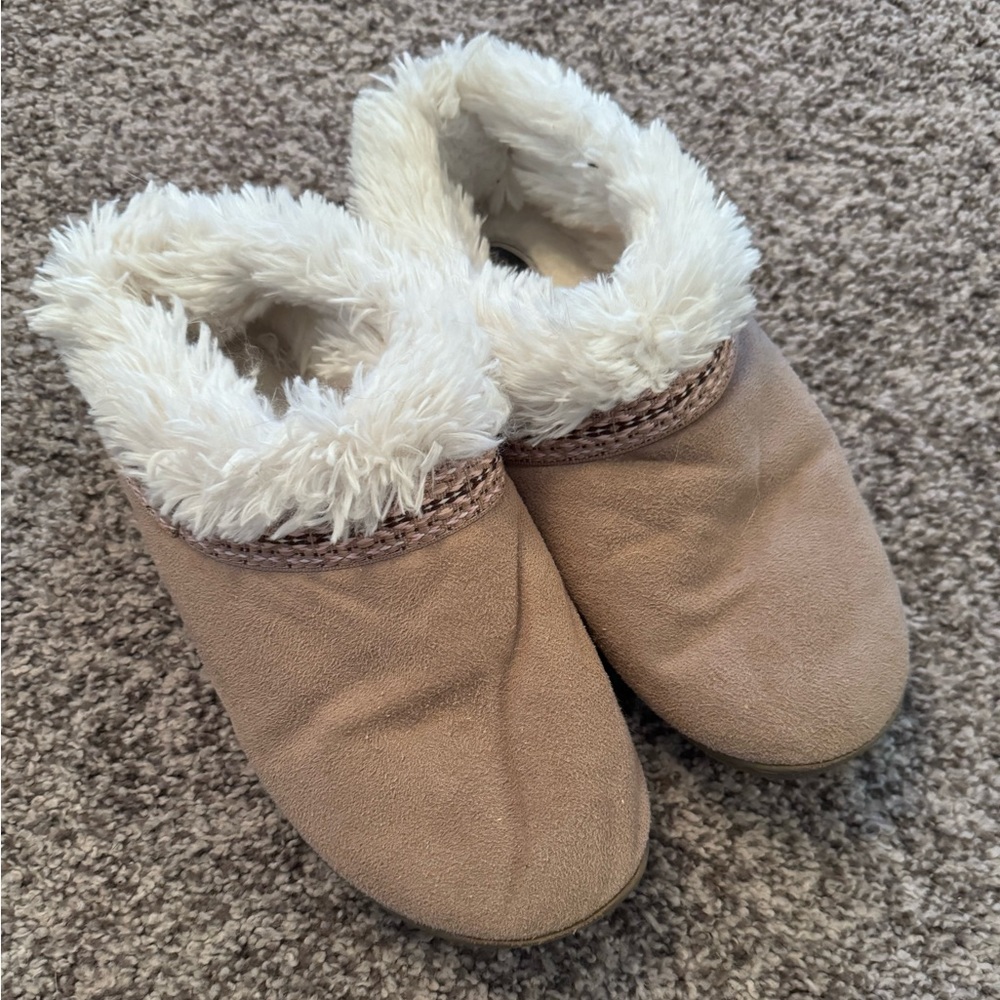 Dr Scholl’s Fuzzy Slippers